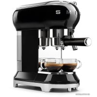 Рожковая кофеварка Smeg ECF01BLEU