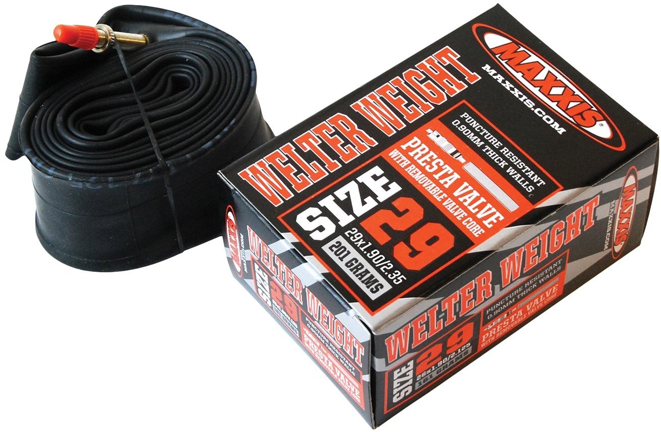 

Велокамера Maxxis Welter Weight 700x23/32C EIB00136200