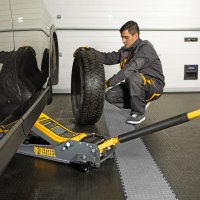 Подкатной домкрат Denzel 51271 3т