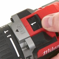 Ударная дрель-шуруповерт Milwaukee M18 M18CBLPD-422C 4933472116 (с 2-мя АКБ 4 Ач + 2 Ач, кейс)