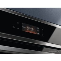 Электрический духовой шкаф Electrolux EOB8S39WX