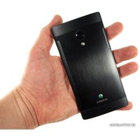 Телефон Sony Xperia Ion LT28i