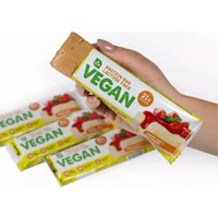 Протеиновый батончик Bombbar Vegan (60 г, банановый торт с клубникой)