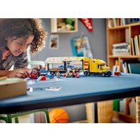 Конструктор LEGO City 60440 Желтый грузовик для доставки