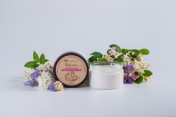 

Organic Zone Крем для тела Дикая малина (250 мл)