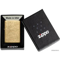 Зажигалка Zippo Classic Tumbled Brass 49477