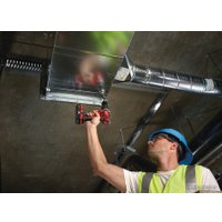 Ударная дрель-шуруповерт Milwaukee M18 BPD-202C 4933443515 (с 2-мя АКБ, кейс)