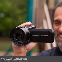 Видеокамера Panasonic HC-V900