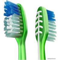 Набор зубных щеток Colgate Эксперт чистоты средняя жесткость (4 шт)