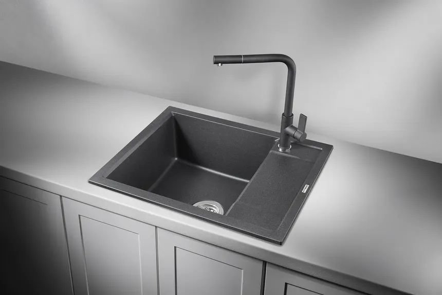 

Кухонная мойка Granula Quarz 6002 (черный)