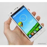 Телефон ZTE Blade L2