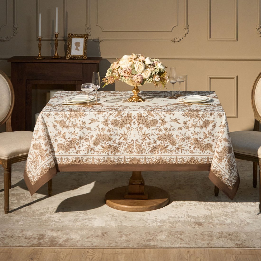 

Скатерть Lefard Rich Garden 850-754-21 (белый)