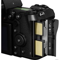 Беззеркальный фотоаппарат Panasonic Lumix DC-S1R Body