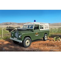 Сборная модель Italeri 6542 Внедорожник Land Rover Series III 109 Guardia Civil