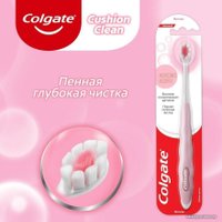 Зубная щетка Colgate Cushion Clean мягкая (1 шт)