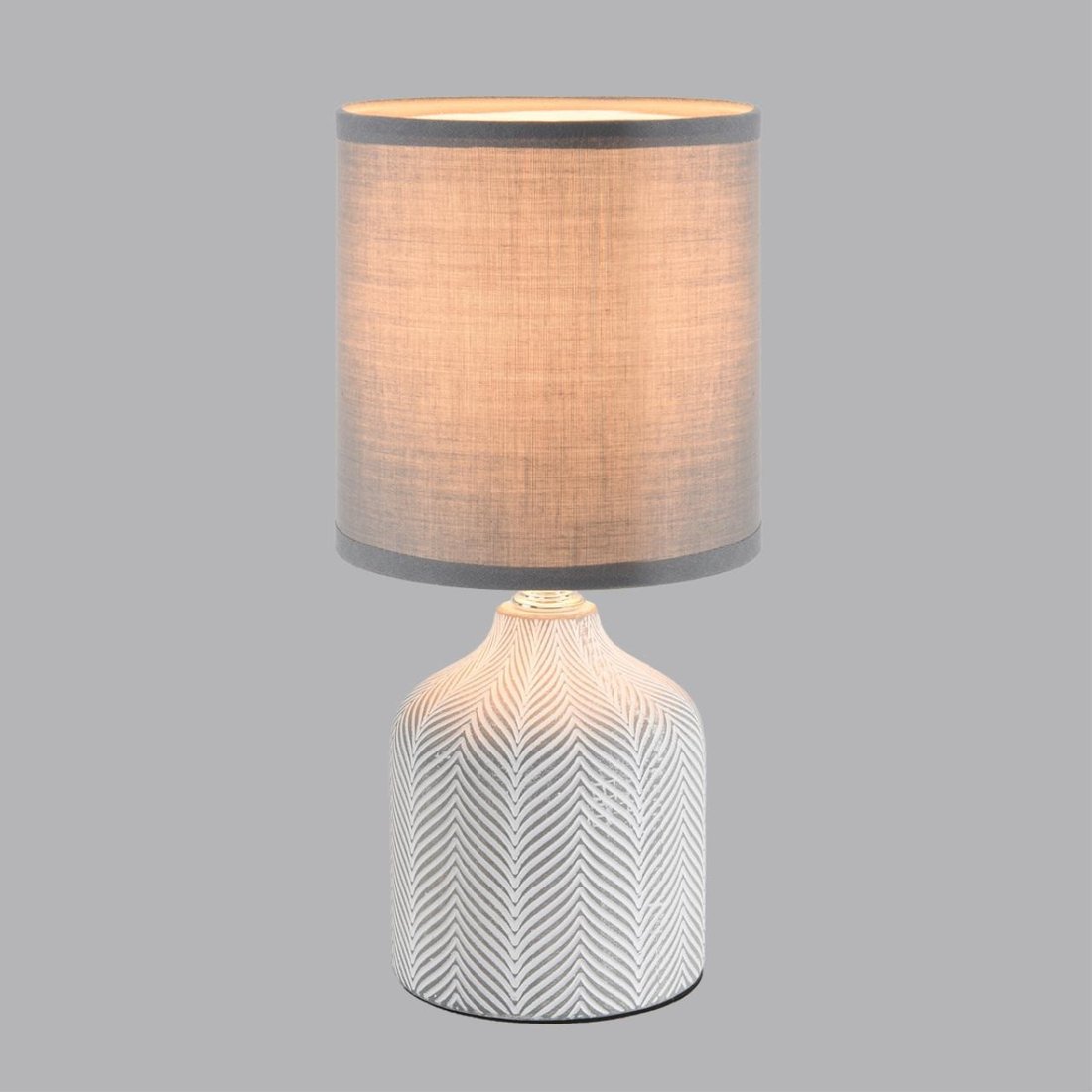 

Настольная лампа Lumion Inina 8176/1T