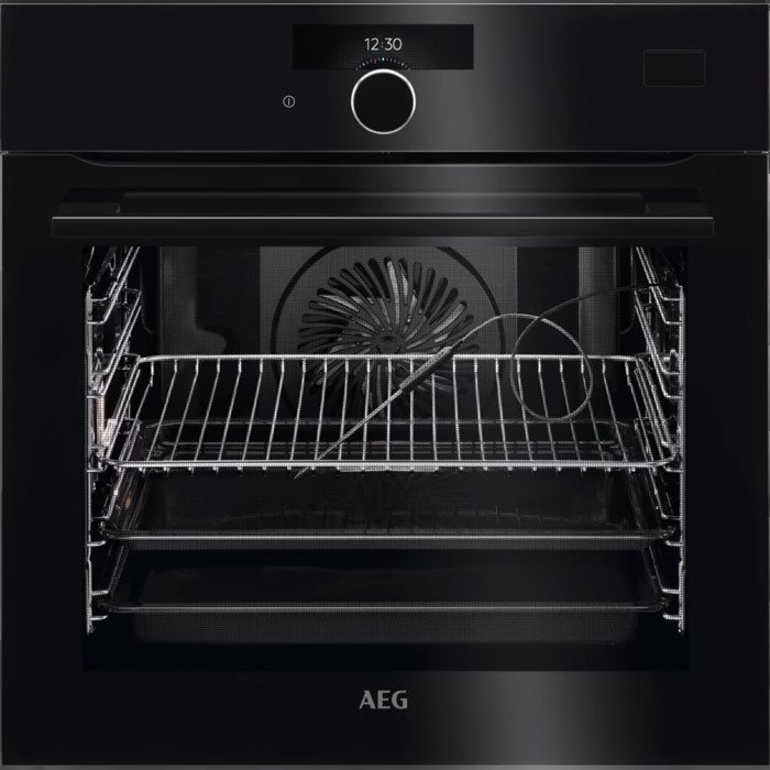 

Электрический духовой шкаф AEG BSR882320B
