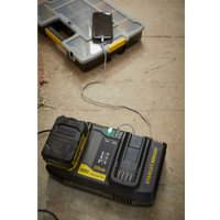Зарядное устройство Stanley SFMCB24 (20В)