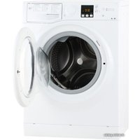 Стиральная машина Hotpoint-Ariston RSM 601 W