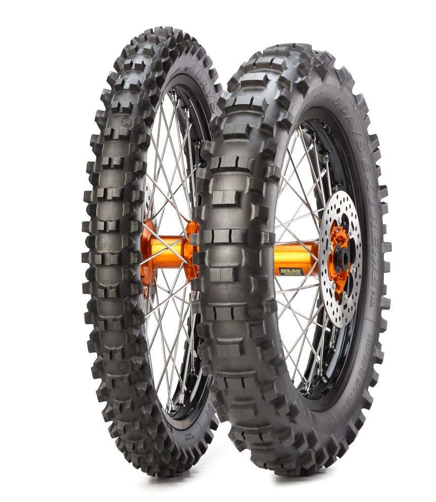 

Внедорожные мотошины Metzeler MCE 6 days extreme M+S extra soft 140/80-18 70M TT Rear NHS