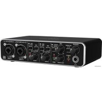  Behringer U-Phoria UMC204HD
