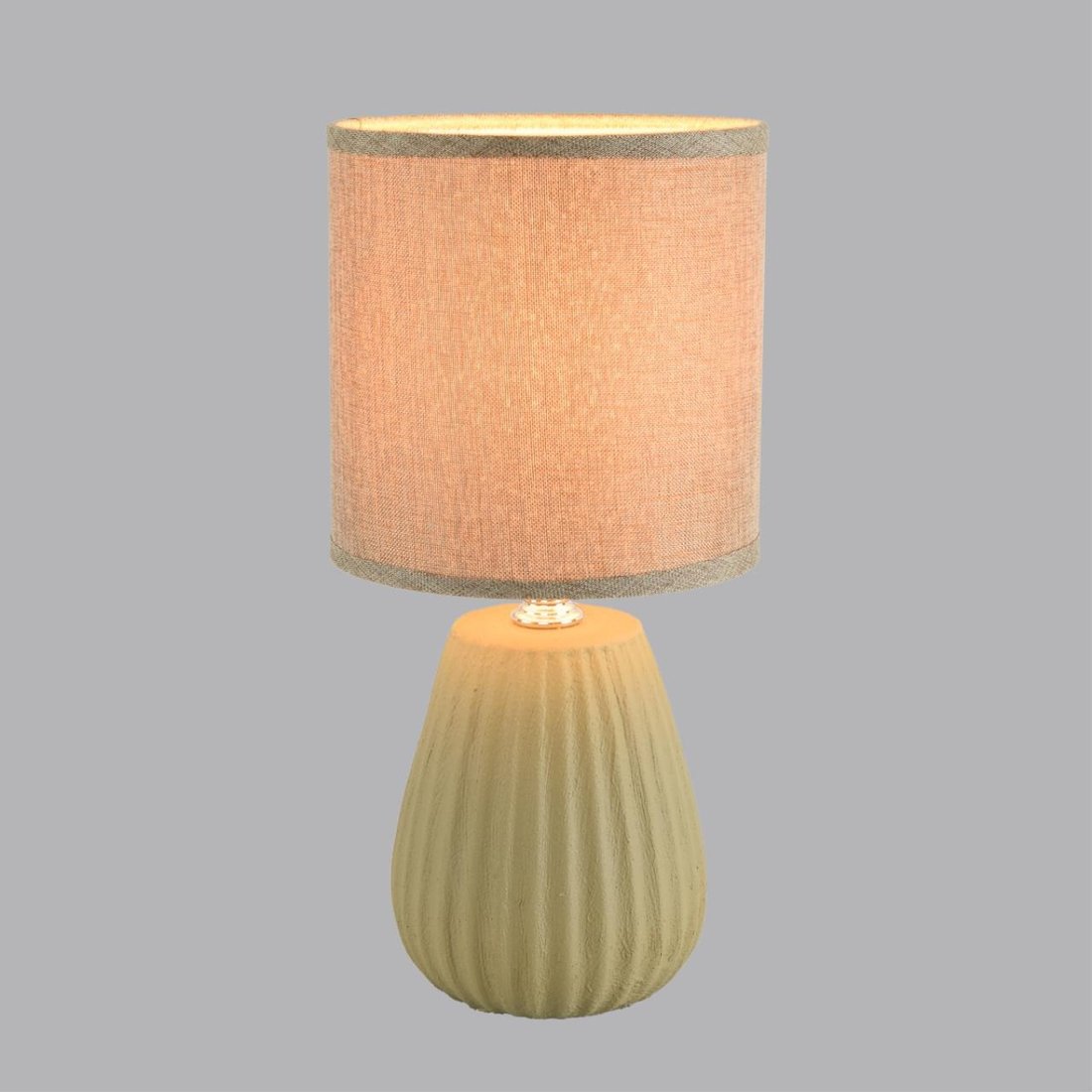 

Настольная лампа Lumion Asela 8160/1T