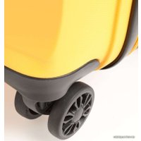 Чемодан-спиннер American Tourister Bon Air DLX Yellow 55 см