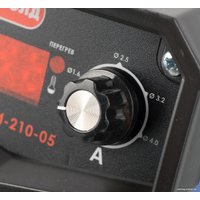 Сварочный инвертор ДИОЛД АСИ 210-05