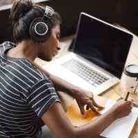 Наушники Audio-Technica ATH-M50XBT2 (черный) в Гомеле