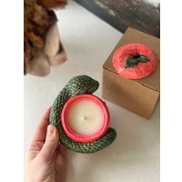 Ароматическая свеча Gentle Art Змейка Пряный глинтвейн (хлопковый фитиль)