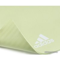  Adidas ADYG-10100GN