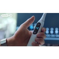 Электрическая зубная щетка Oral-B iO 7n 4210201408505 (черный)