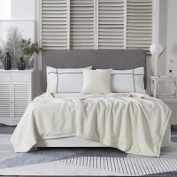 Плед Sofi De MarkO Гранд 220х240 Пл-Гр3-220х240 (молочный)