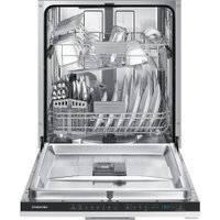 Встраиваемая посудомоечная машина Samsung DW60R7040BB