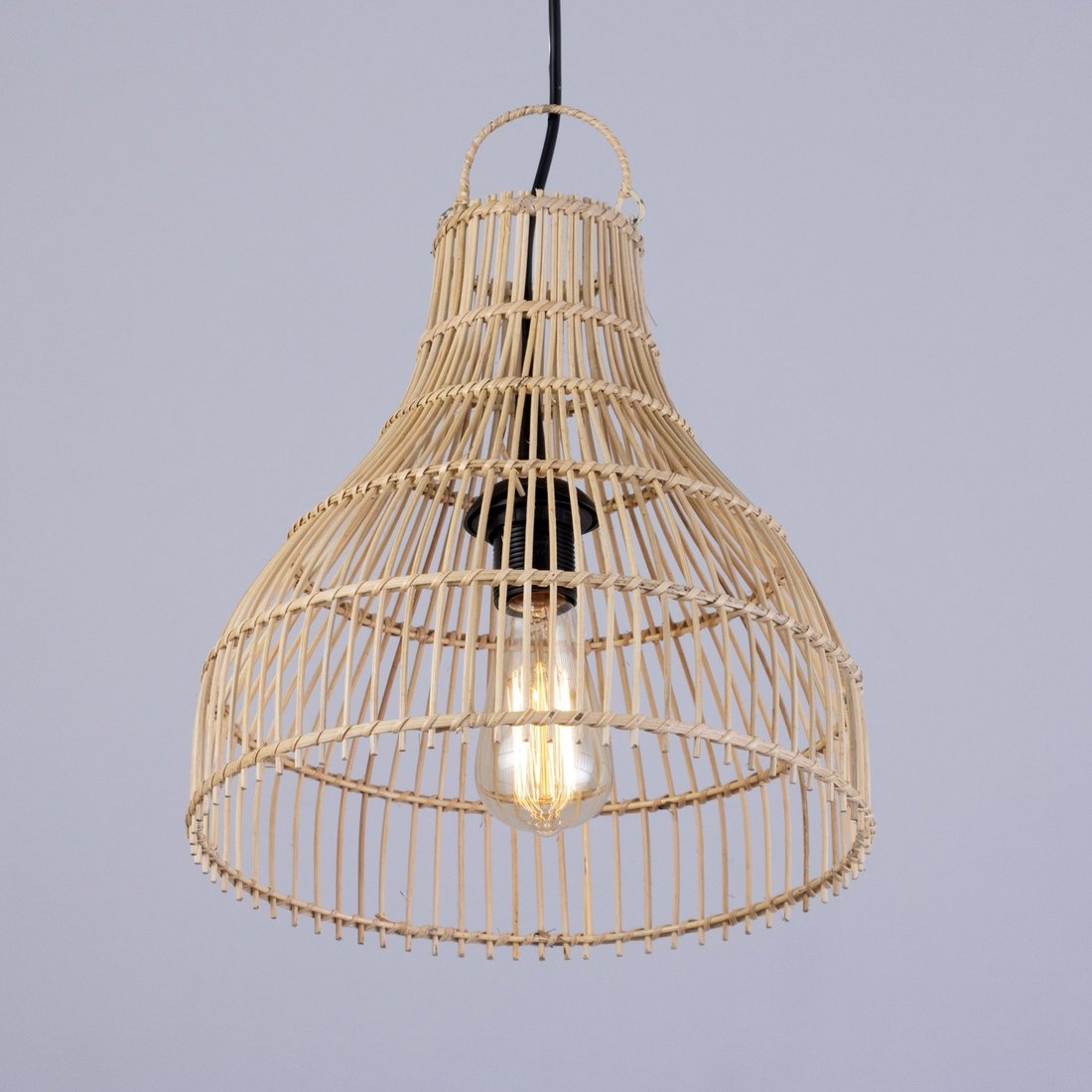 

Люстра средней высоты Sima-Land Сатрия 10090868