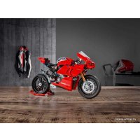 Конструктор LEGO Technic 42107 Ducati Panigale V4 R