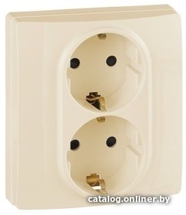 Розетка Legrand Etika 672333
