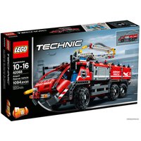 Конструктор LEGO Technic 42068 Автомобиль спасательной службы