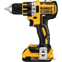 Дрель-шуруповерт DeWalt DCD790D2 (с 2-мя АКБ, кейс)