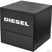 Наручные часы с украшением Diesel DZ1907