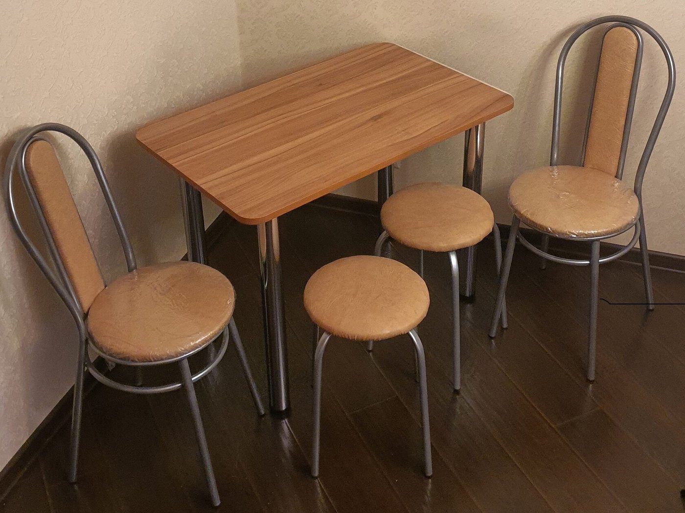 

Обеденная группа Табуретоф Капучино/Серебро_2_2 (ст. 90x60 см, Капучино)