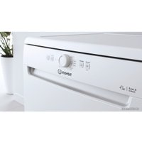 Отдельностоящая посудомоечная машина Indesit DFE 1B19 13