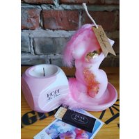 Набор свечей Hope Ar Deco в бело-розовом гипсовом стакане с ароматом Слива и Кашемир 120 г + Лилу Roze 265 г