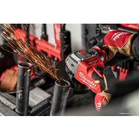 Угловая шлифмашина Milwaukee M18 FSAG125XB-502X Fuel 4933478430 (с 2-мя АКБ)