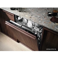 Встраиваемая посудомоечная машина Electrolux EES47320L