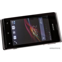 Телефон Sony Xperia E