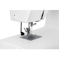Электромеханическая швейная машина Comfort 3040
