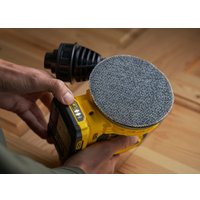 Эксцентриковая шлифмашина Stanley SFMCW220B (без АКБ)