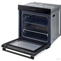 Электрический духовой шкаф Samsung NV7B4040VAW/U2