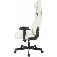 Игровое (геймерское) кресло Knight Outrider (молочный Velvet 20)